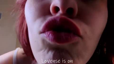 Sarah online show from 04/10/26, 01:22