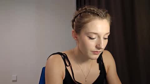 kristandaty online show from 02/09/26, 11:47