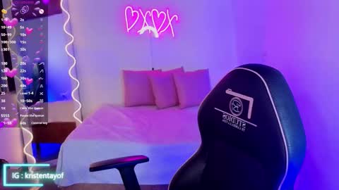 kristen_tay online show from 10/21/25, 03:18