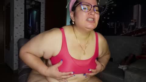 Snapshot of kristenhill1 chatting on 02/15/25, 10:21 Kristen online show from 02/15/25, 10:21