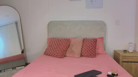 Snapshot of kristennblue_ chatting on 01/09/26, 02:31 Kris online show from 01/09/26, 02:31