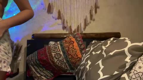 Kristi online show from 09/23/25, 03:53