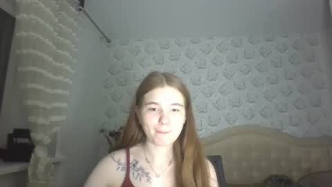 Snapshot of kristiancommes chatting on 07/15/26, 08:58 Alisa online show from 07/15/26, 08:58