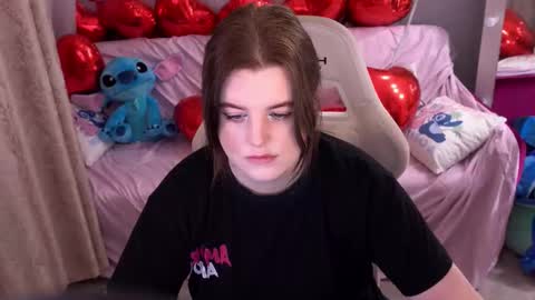 Snapshot of kristifoxy chatting on 02/08/26, 06:17 kristifoxy online show from 02/08/26, 06:17