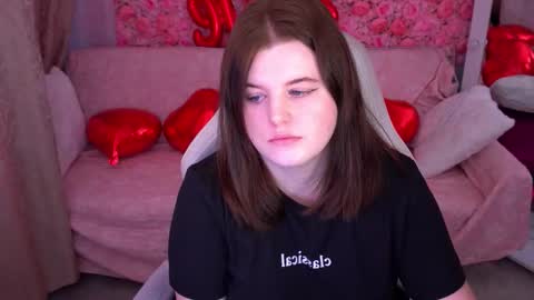 Snapshot of kristifoxy chatting on 02/18/26, 10:44 kristifoxy online show from 02/18/26, 10:44