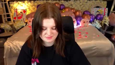 Snapshot of kristifoxy chatting on 02/21/26, 02:18 kristifoxy online show from 02/21/26, 02:18