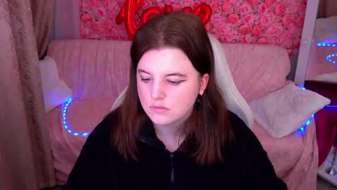 Snapshot of kristifoxy chatting on 02/25/26, 06:34 kristifoxy online show from 02/25/26, 06:34