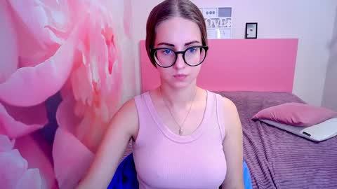 Snapshot of kristina_adel chatting on 12/11/24, 07:31 Kristina Adel online show from 12/11/24, 07:31