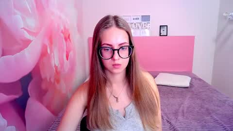Snapshot of kristina_adel chatting on 12/19/24, 07:51 Kristina Adel online show from 12/19/24, 07:51