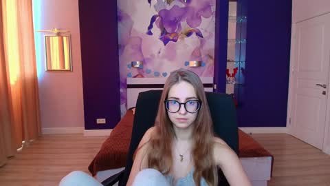 Snapshot of kristina_adel chatting on 01/20/25, 10:51 Kristina Adel online show from 01/20/25, 10:51