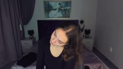 Snapshot of kristinalevis chatting on 12/20/24, 07:17 Kristina online show from 12/20/24, 07:17