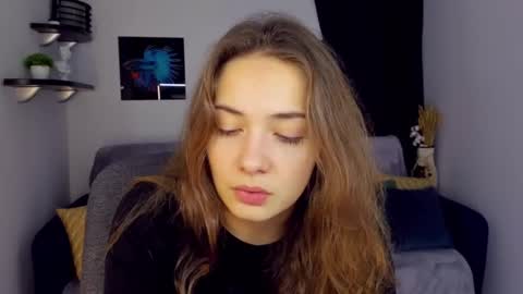 Snapshot of kristinalevis chatting on 12/22/24, 07:21 Kristina online show from 12/22/24, 07:21