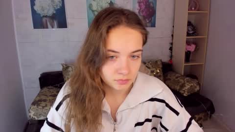 Snapshot of kristinalevis chatting on 12/26/24, 04:25 Kristina online show from 12/26/24, 04:25