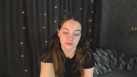 Snapshot of kristinalevis chatting on 02/22/25, 03:25 Kristina online show from 02/22/25, 03:25