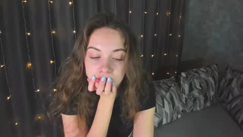 Snapshot of kristinalevis chatting on 03/07/25, 02:23 Kristina online show from 03/07/25, 02:23