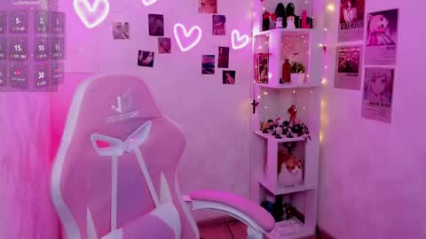 Snapshot of kristine_beauty chatting on 05/02/26, 08:52 Kristi online show from 05/02/26, 08:52