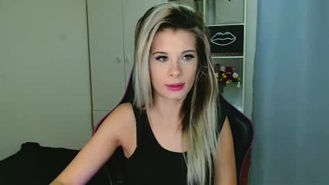 KristineAmore online show from 01/12/26, 07:35