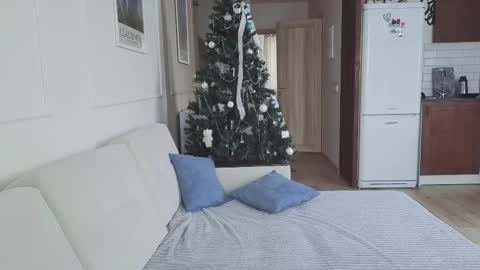 Kristi online show from 12/15/25, 05:23