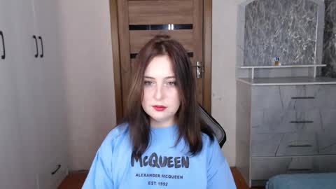 Snapshot of kristy_fran chatting on 11/16/25, 10:48 Kristy online show from 11/16/25, 10:48