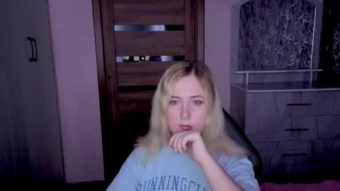 Snapshot of kristy_fran chatting on 05/21/26, 11:12 Kristy online show from 05/21/26, 11:12