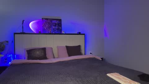 Snapshot of kristy_saint chatting on 03/10/25, 06:05 Kristi online show from 03/10/25, 06:05