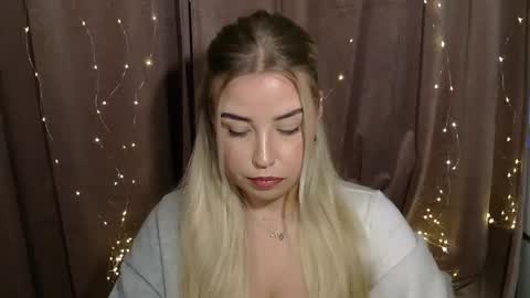 Snapshot of kristyflowers chatting on 12/09/24, 10:22 KristyFlowers online show from 12/09/24, 10:22