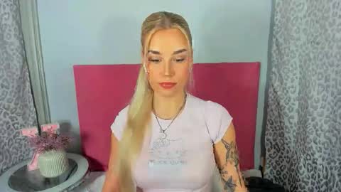 KristyFlowers online show from 02/18/26, 03:30