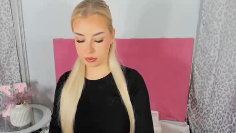 KristyFlowers online show from 03/08/26, 03:16