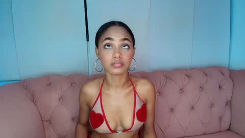 Snapshot of kristyl_paez chatting on 01/24/25, 11:12 Cristina online show from 01/24/25, 11:12