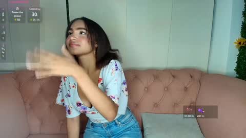 Snapshot of kristyl_paez chatting on 01/27/25, 07:35 Cristina online show from 01/27/25, 07:35