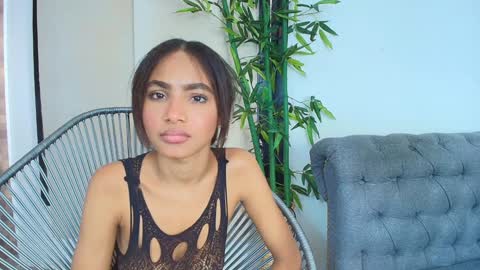 Snapshot of kristyl_paez chatting on 02/06/25, 06:46 Cristina online show from 02/06/25, 06:46