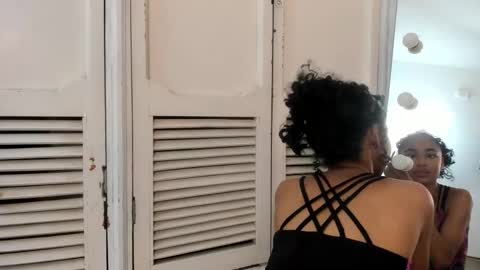 Cristina online show from 12/19/25, 07:21