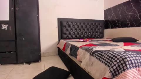 Snapshot of krixtybrown chatting on 10/30/25, 07:25 krixty online show from 10/30/25, 07:25