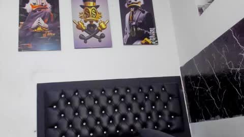 Snapshot of krixtybrown chatting on 11/14/25, 08:40 krixty online show from 11/14/25, 08:40