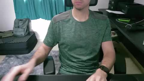 Snapshot of krocr_iras chatting on 11/16/25, 11:27 Lucas Edu online show from 11/16/25, 11:27