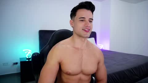 Snapshot of krops_ chatting on 03/04/25, 01:28 KROPS online show from 03/04/25, 01:28