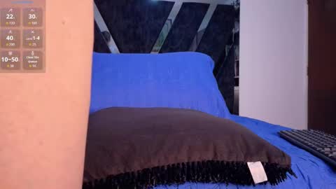 Snapshot of kroy_wood chatting on 09/23/25, 10:51 Kroy Wood online show from 09/23/25, 10:51