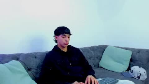 Snapshot of kroywave chatting on 05/28/26, 04:21 Kroy Wave Muscle Tattoos Latino online show from 05/28/26, 04:21