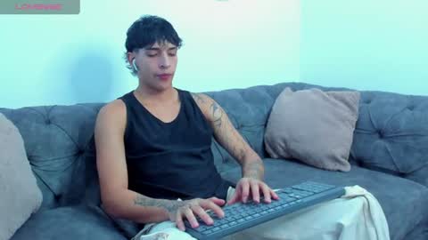 Snapshot of kroywave chatting on 06/22/26, 03:25 Kroy Wave Muscle Tattoos Latino online show from 06/22/26, 03:25