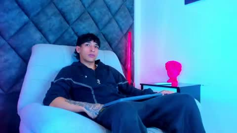 Kroy Wave  Muscle Tattoos Latino online show from 07/30/26, 03:27