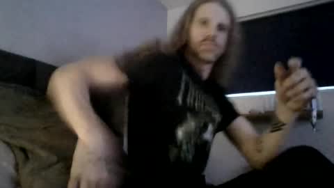 Snapshot of krullz123 chatting on 07/08/26, 12:59 Krullz online show from 07/08/26, 12:59