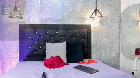 Snapshot of krystal_taylor23 chatting on 09/30/25, 11:26 Kystal Taylor online show from 09/30/25, 11:26