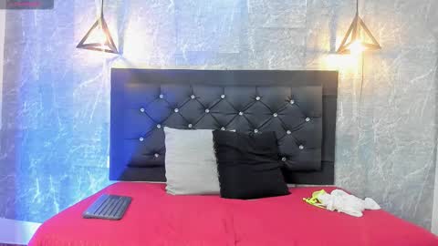 Snapshot of krystal_taylor23 chatting on 11/14/25, 11:09 Kystal Taylor online show from 11/14/25, 11:09