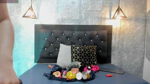 Snapshot of krystal_taylor23 chatting on 11/20/25, 10:59 Kystal Taylor online show from 11/20/25, 10:59