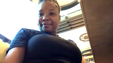 Krystal Blake online show from 02/08/25, 08:42