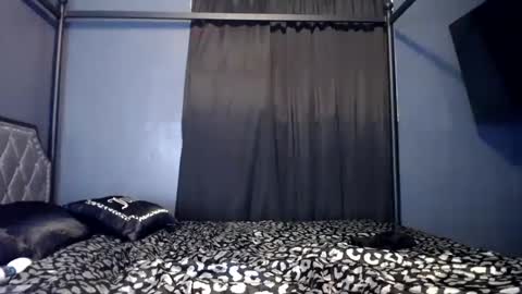 Krystal Blake online show from 03/05/25, 03:40