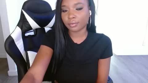 Krystal Blake online show from 10/29/25, 03:47