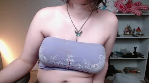 Krystal Syx online show from 04/03/26, 05:33