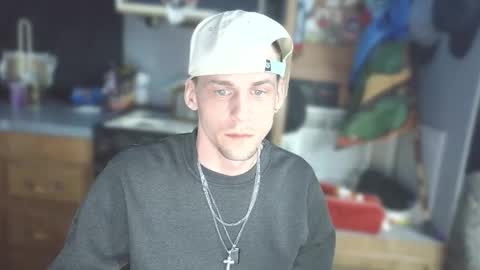 Snapshot of krytiar1992 chatting on 02/14/26, 10:12 krytiar1992 online show from 02/14/26, 10:12