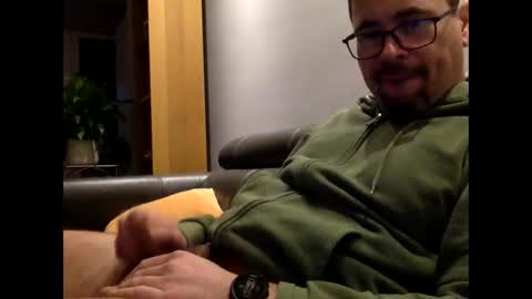 Snapshot of krzysztof1977 chatting on 12/23/24, 10:55 krzysztof1977 online show from 12/23/24, 10:55